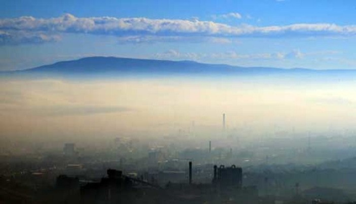 Во Тетово и Скопје, особено во зима, се регистрираат концентрации на честички дури 15-20 пати над дозволената граница 