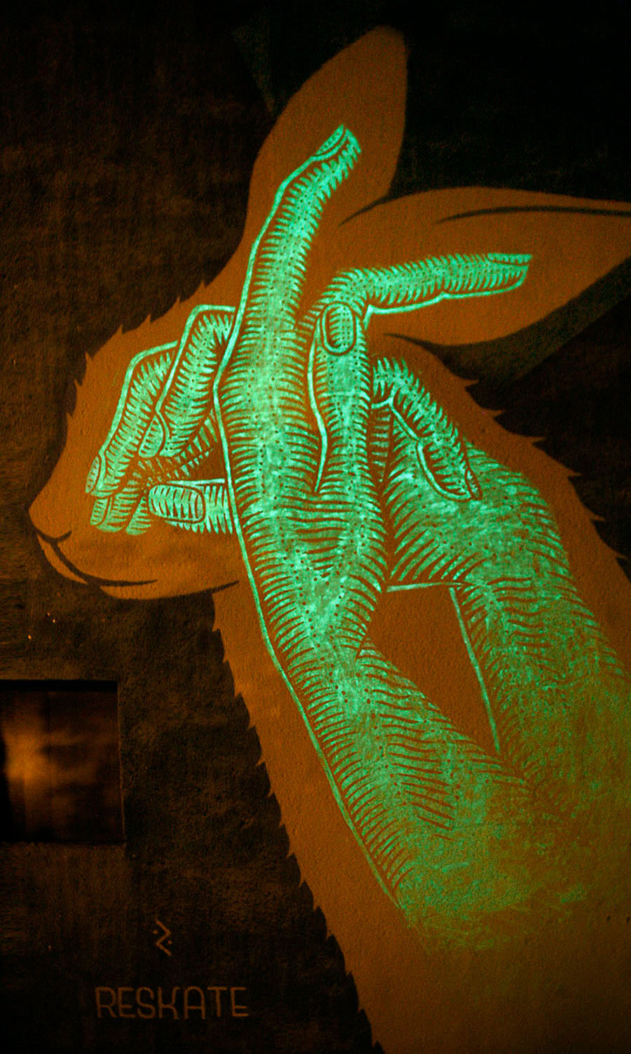 glow-4