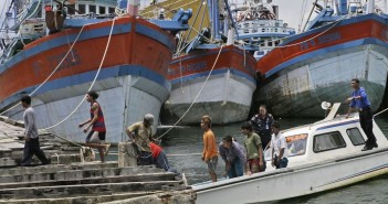 САД забрани увоз на производи изработени од робови