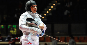 Ibtihaj Muhammad е првата Американка што ќе се натпреварува на Олимпијадата носејќи хиџаб