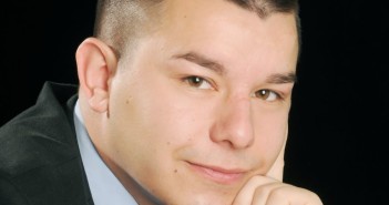 Трет политички блок: алтернатива или повторување на историјата