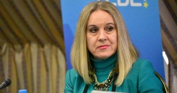 Божена Јелушиќ: Средношколците во Црна Гора учат медиумска писменост за да не бидат манипулирани