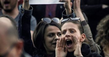 Мултимедијална изложба и хепенинг „Протест(и)-потпис на револуцијата“