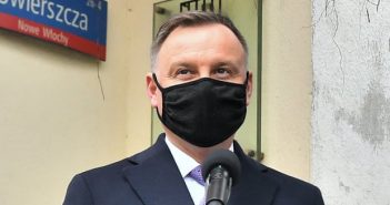 Полски автор осуден бидејќи го нарекол претседателот Дуда „морон“