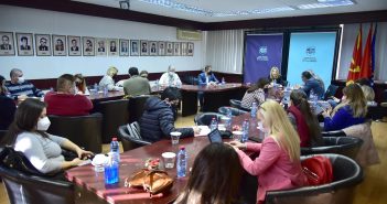 Бесплатен јавен превоз во Скопје за две години, најави градоначалничката Арсовска
