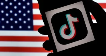 Американскиот Сенат гласаше за забрана на „TikTok“ на уредите во државна сопственост