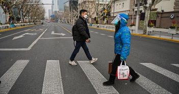 Кина пријави 60.000 смртни случаи од Ковид-19 за еден месец