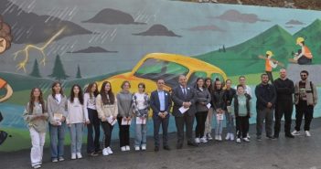 Мурал долг 120 метри нацртан на потпорниот ѕид на ХЕЦ Пена
