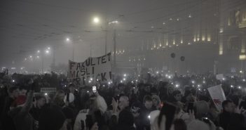 Нови бранови протести и блокади денес во Србија