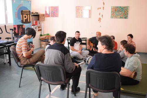 Ние, луѓето (1)