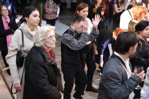 Ние, луѓето (39)